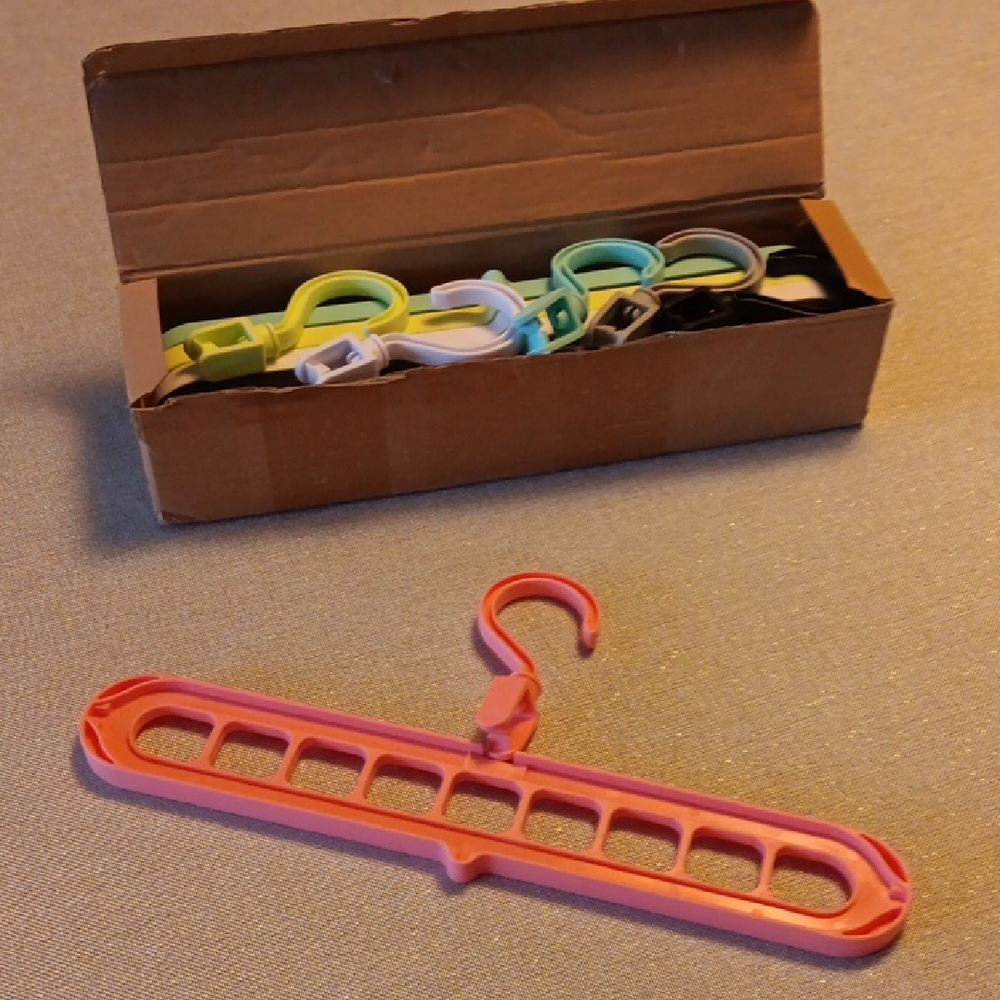 Colorful Clothes Hanger Set